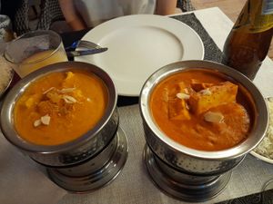 Tofu tikka masala & another vegan curry at The Curry House in Benidorm