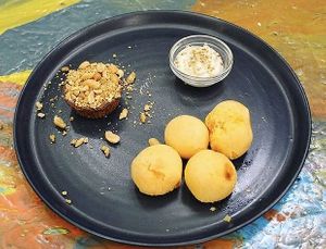 “Cheese” bread at Tataoim in Lisbon