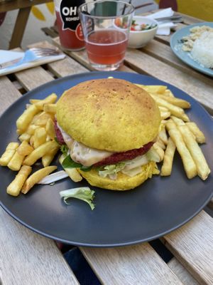 Hamburguer  at Tataoim in Lisbon