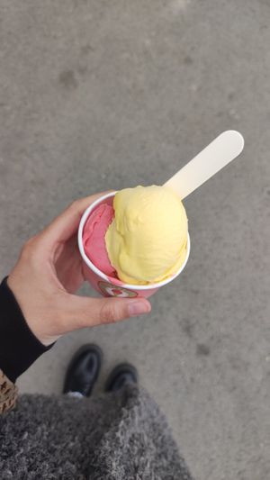  at Gelateria Es Cucurutxo in Cadaques