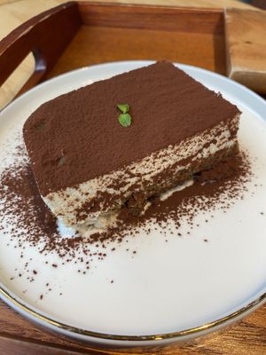 Tiramisu   at Coffee Doga Heritage - Ehwa branch 커피도가 헤리티지 이화점 in Seoul