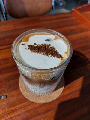  at Coffee Doga Heritage - Ehwa branch 커피도가 헤리티지 이화점 in Seoul