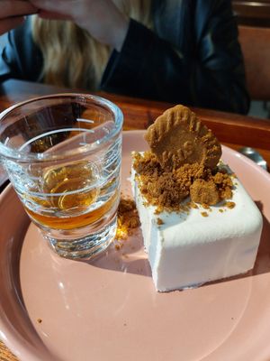  at Coffee Doga Heritage - Ehwa branch 커피도가 헤리티지 이화점 in Seoul