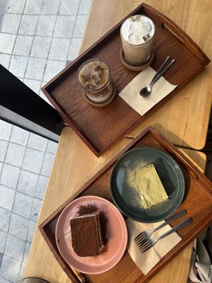   at Coffee Doga Heritage - Ehwa branch 커피도가 헤리티지 이화점 in Seoul