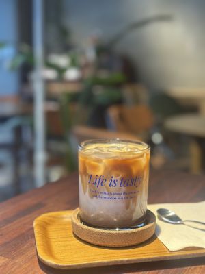   at Coffee Doga Heritage - Ehwa branch 커피도가 헤리티지 이화점 in Seoul