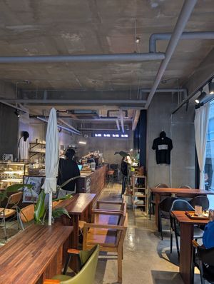  at Coffee Doga Heritage - Ehwa branch 커피도가 헤리티지 이화점 in Seoul