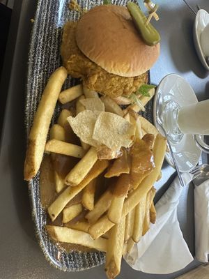 Indischer Kichererbsen Burger mit Curry Ponmes  at Archive Coffee in Orkney Islands