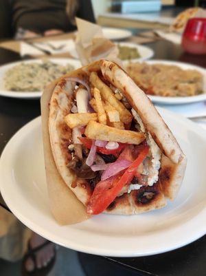 Souvlaki with homemade seitan at Demetra in Chalkis