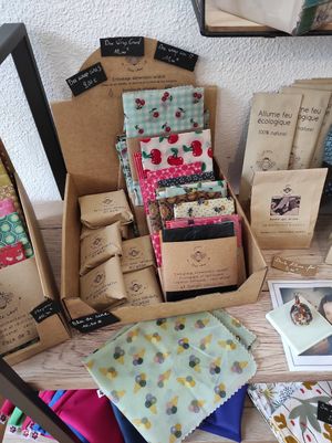 Beeswax paper at L'épicerie en vrac in Auray
