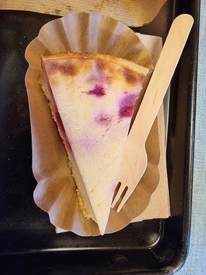 Cheesecake at Swing Kitchen - Universitätsring in Vienna
