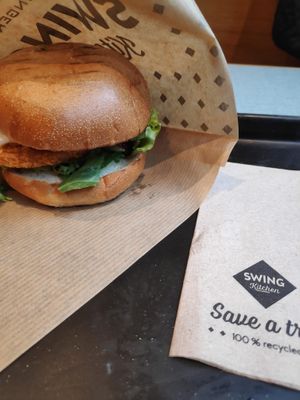 The "pink" burger (schnitzel with jam and cream) at Swing Kitchen - Universitätsring in Vienna