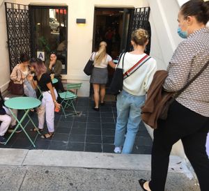 Steps down into venue (NB: not wheelchair accessible) at Irving Farm New York in New York City