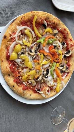Spicy vegan pizza   at Casa Mucca in Krun