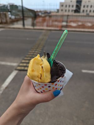 Dark chocolate & Maracuja at Bolas El Cotillo in Fuerteventura