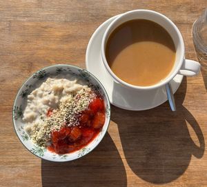 Porridge and oat coffee  at Flät no 14 in Helsinki