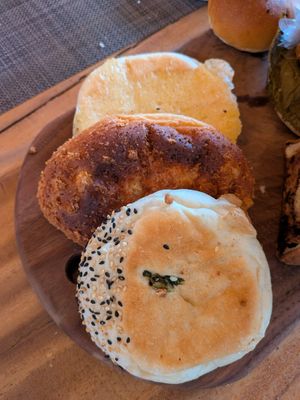 Savory snacks at Mulberry - 山のパン屋 桑の実  in Hokuto