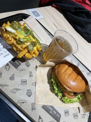 Veganizer menu at VINCENT - Hauptbahnhof Hamburg in Hamburg