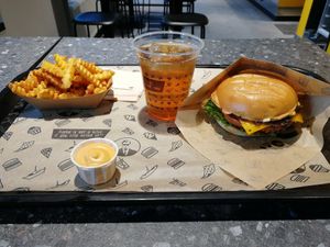  at VINCENT - Hauptbahnhof Hamburg in Hamburg