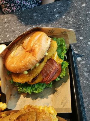 BIG Veganski at VINCENT - Hauptbahnhof Hamburg in Hamburg