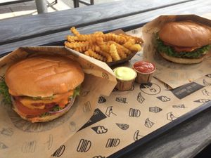 Burgers and french fries at VINCENT - Hauptbahnhof Hamburg in Hamburg