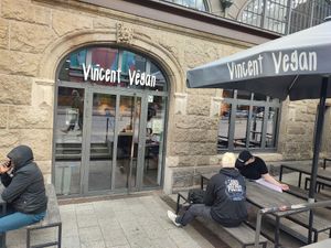  at VINCENT - Hauptbahnhof Hamburg in Hamburg