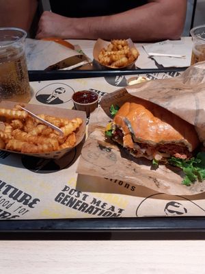 The cheesy burger meal at VINCENT - Hauptbahnhof Hamburg in Hamburg