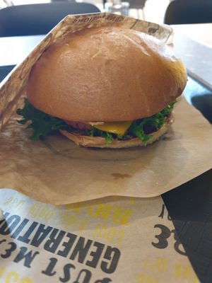 Cheesy burger at VINCENT - Hauptbahnhof Hamburg in Hamburg