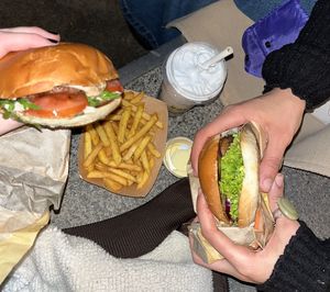 Special Offer (Truffle burger with vegan mozzarella), "Chicken" burger, fries and Cookies&Cream shake  at VINCENT - Hauptbahnhof Hamburg in Hamburg