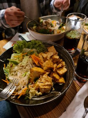 Vegan bowl at Maison Sen in Cologne