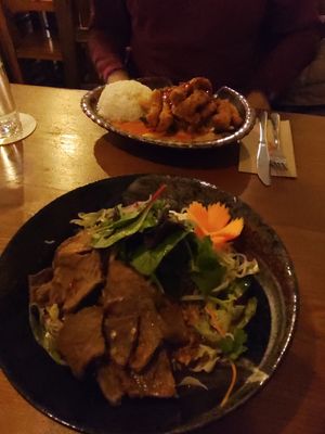 Bowl mit Rindfleisch Imitat at Maison Sen in Cologne