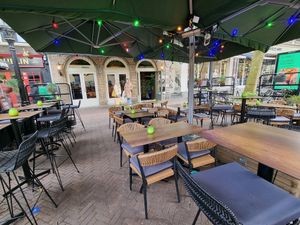 Outdoor seating at Seven in Utrecht