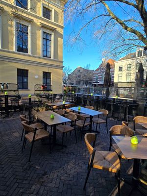 Large outdoor seating at Seven in Utrecht