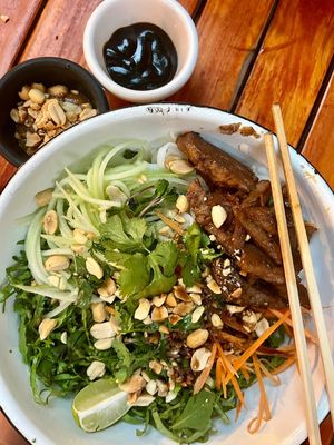 Vermicelli bowl with vegan beef  at Nu'ó'c Sabor Vietnamita in Brisas De Zicatela
