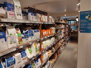 Flours at Biocoop in Carnac