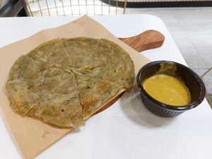 Vegetarian Flaky Pancake with Curry Sauce 咖喱手抓餅 at Green Entrance - 入素 in New Territories
