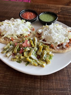 Sopes veganos 😮‍💨 delicious! 💚 at Raíces in Cuautitlan Izcalli