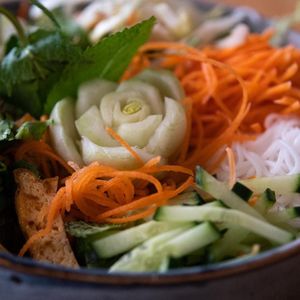 noodle with tofu bowl at Non Fusion in Siegen