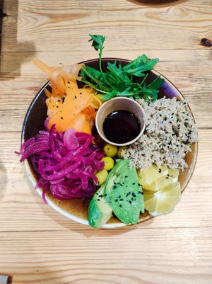 Ensalada at Txots in Roses