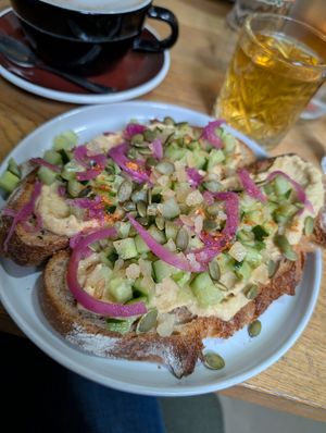 Hummus toast at Louisana in Lyon