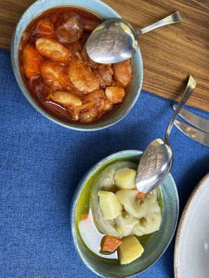 Cold mezes: pilaki and enginar   at Köşebaşi in Istanbul