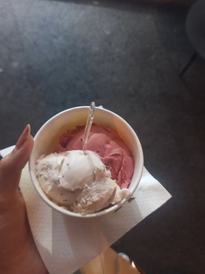 Ice cream at ViceCream in Bucharest
