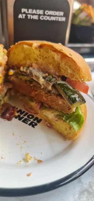 Monthly Special July 2022 - Braveheart Burger at Union Diner - Bellevue in Zurich