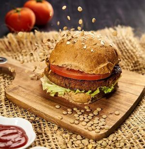 clasic burger at AMA la Jama in Guayaquil