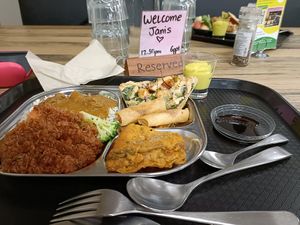 Another delicious meal 😋 at Vegie Tribe in Melbourne