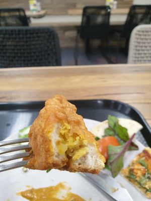 Bread pakora at Vegie Tribe in Melbourne
