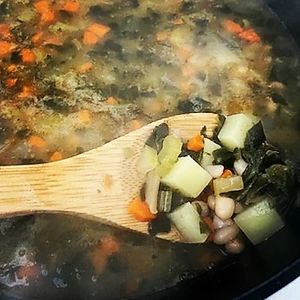 Organic Navy Bean and Potato Soup at The Hearty Herbivore in Komoka