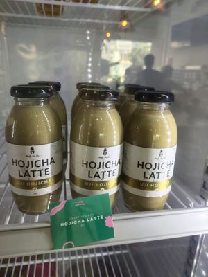 Hojicha latte at An Açaí Affair - Upper Thomson in Central Singapore