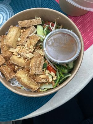 Bun bowl vegan  at MOONRICE in Groemitz