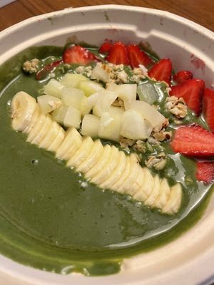 Green açaí bowl at Revolucion Coffee + Juice RIM in San Antonio