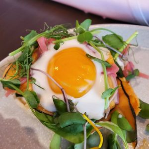 Bénédictines au faumon at SAUG.E cuisine végane in Sherbrooke